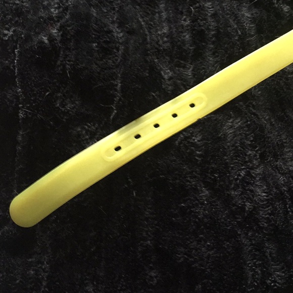 Neon yellow 39” unisex black light responsive belt - Picture 3 of 3